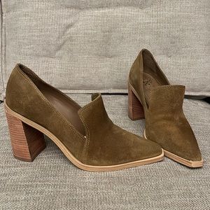 Vince Camuto Wevenly Heeled Loafer sz 7